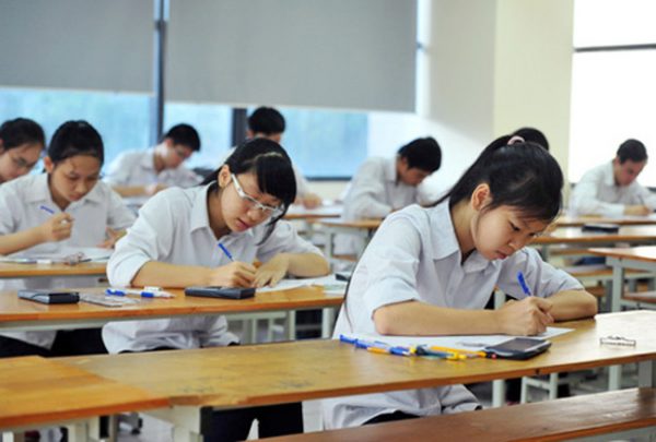 Mơ thấy thi cử 