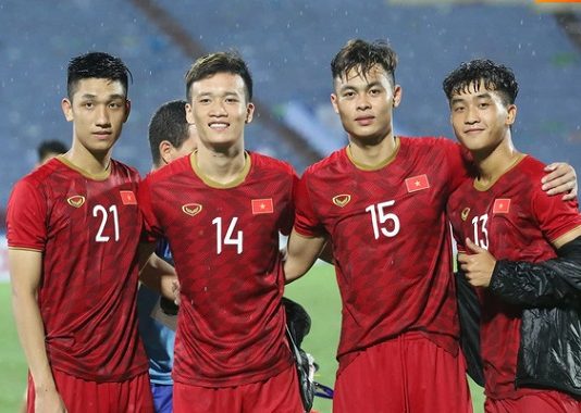 Điểm danh những cầu thủ có chiều cao nhất Việt Nam Điểm danh những cầu thủ có chiều cao nhất Việt Nam